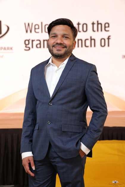 Hemang Parekh, Director